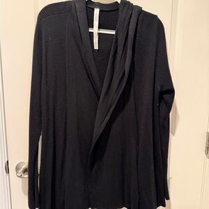 Lululemon Black Wrap cardigan Sweater size 12  with pockets